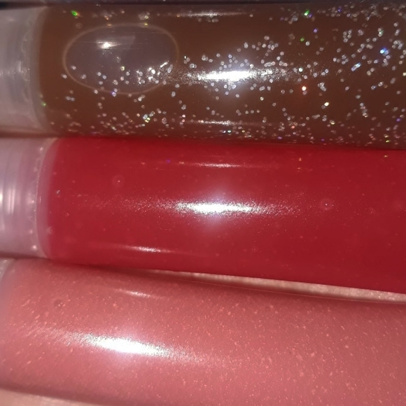 Bubblegum and Coconut scented lipglosses - Picture 1 of 1